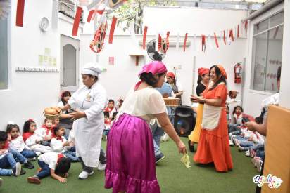 Celebración fiestas patrias